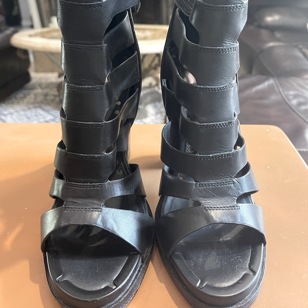 Dolce vita brand new Women shoes